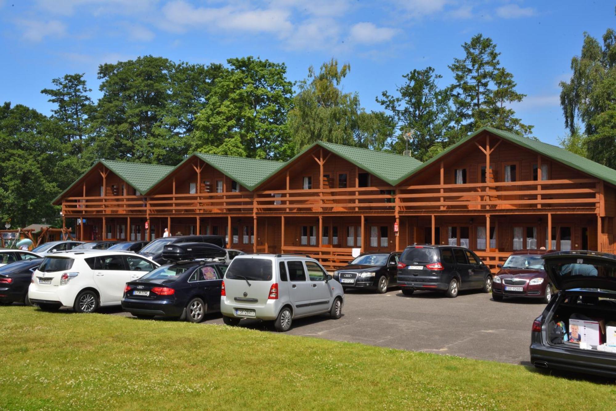 Mlodziezowy Domek Dla Grup Eldorado Mielno Centrum, 200M Od Morza Exterior foto