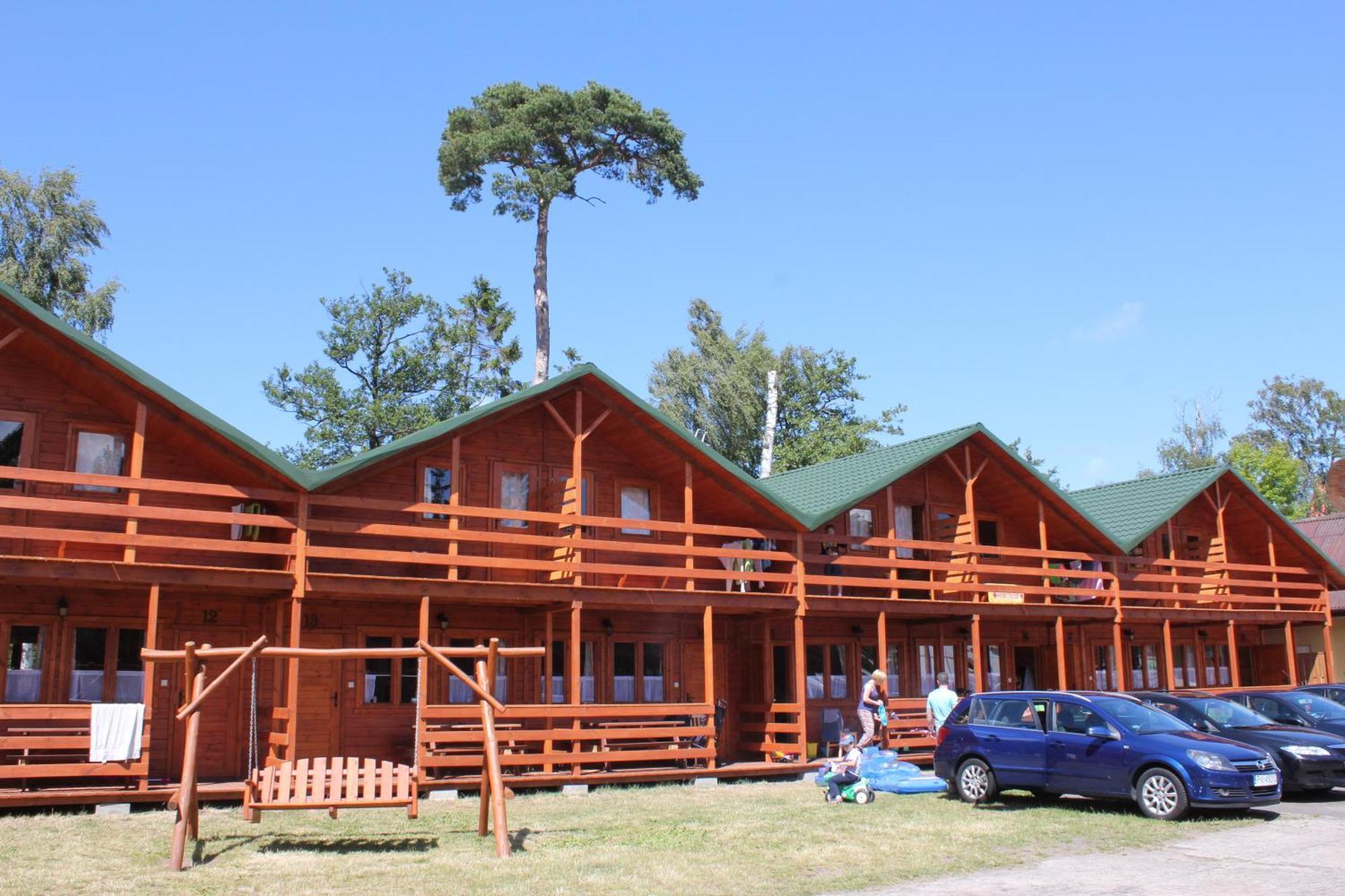 Mlodziezowy Domek Dla Grup Eldorado Mielno Centrum, 200M Od Morza Exterior foto